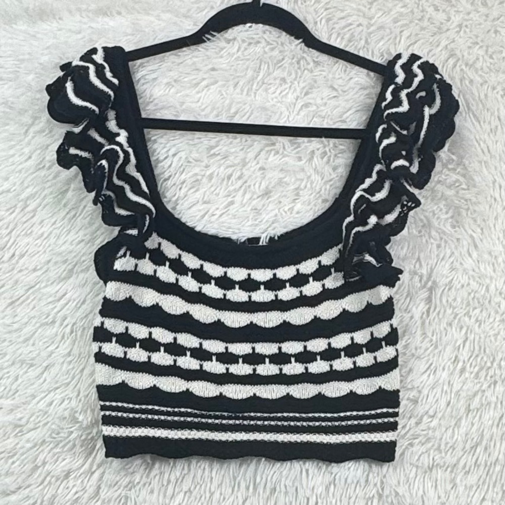 H&M Ruffle Sleeve Knit Crop Top Black Cream S